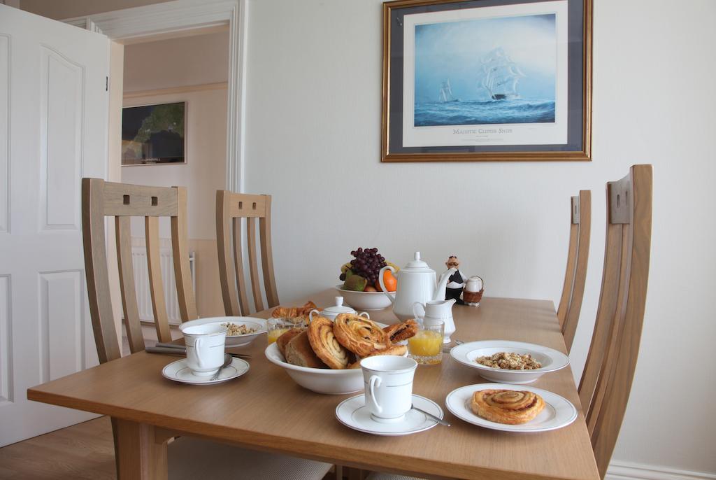 Bed and Breakfast Langdale House Сент-Остел Экстерьер фото